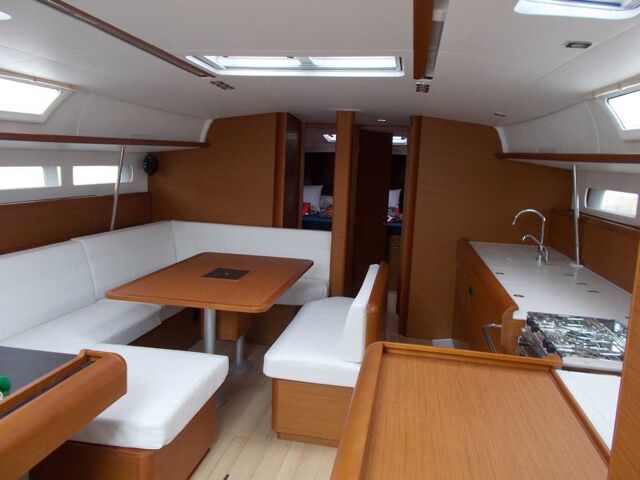 Sun Odyssey 519 - 5 + 1 cab. Bianca Lady Gio